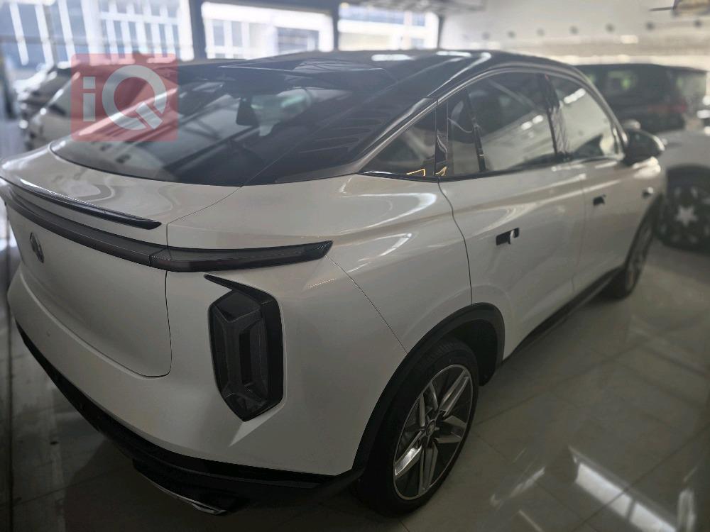 ئێم جی وەیل